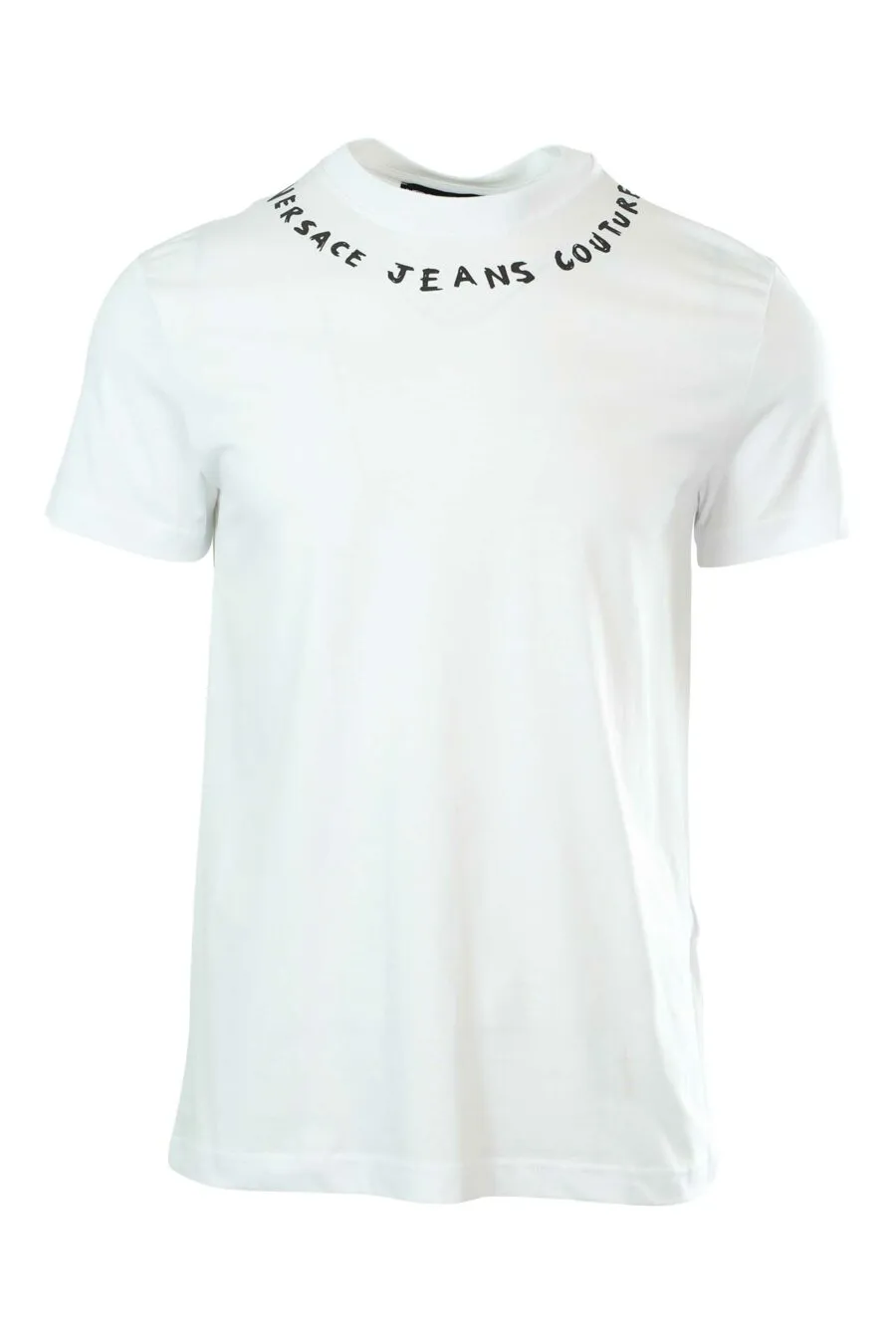 Camiseta blanca con logo en cuello