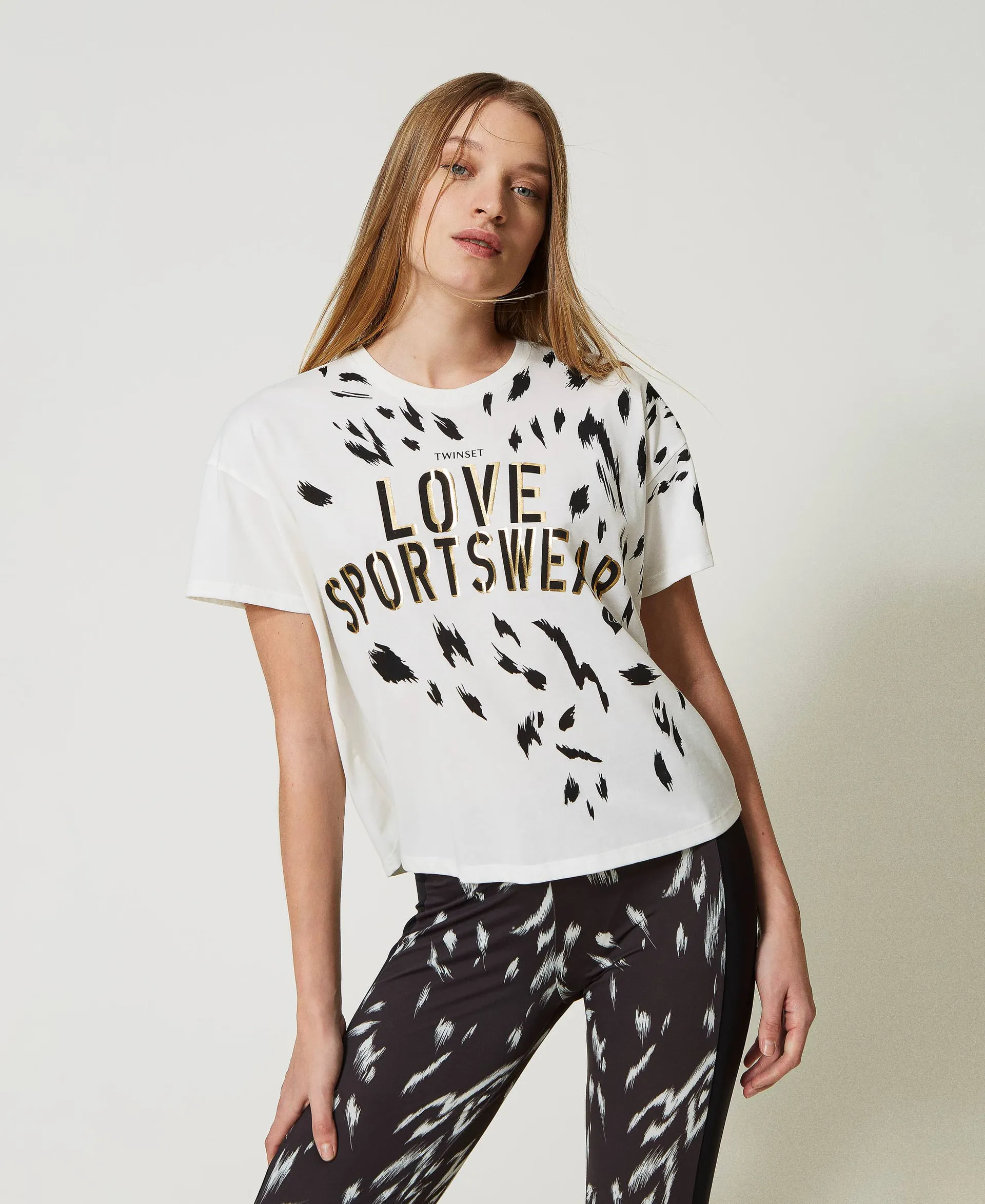 Camiseta con animal print