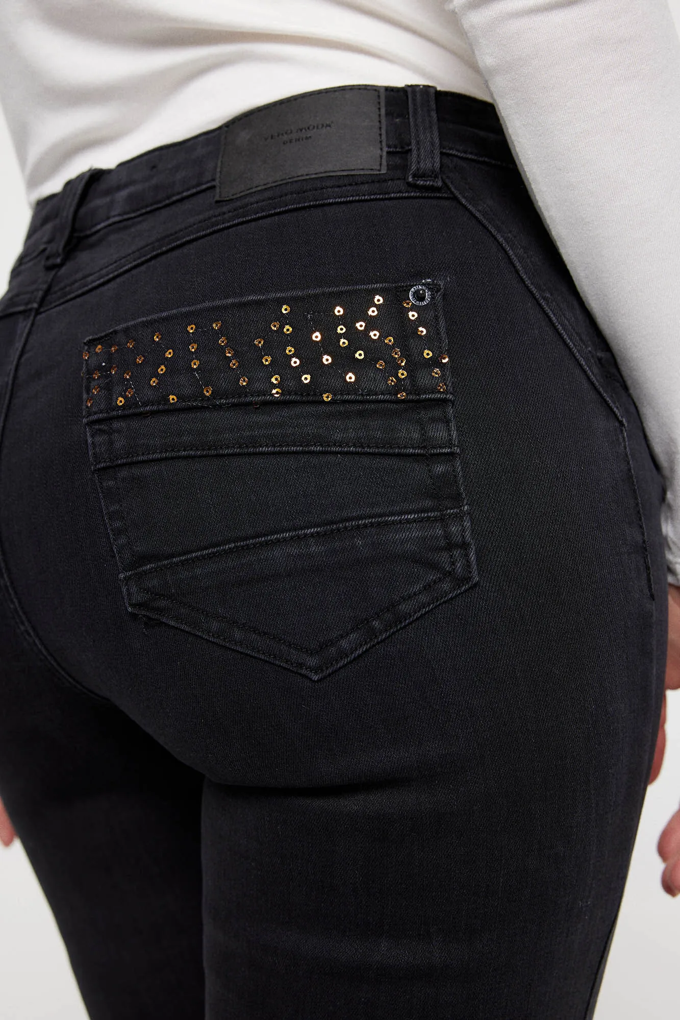 Vero Moda Pantalón pitillo con lentejuelas