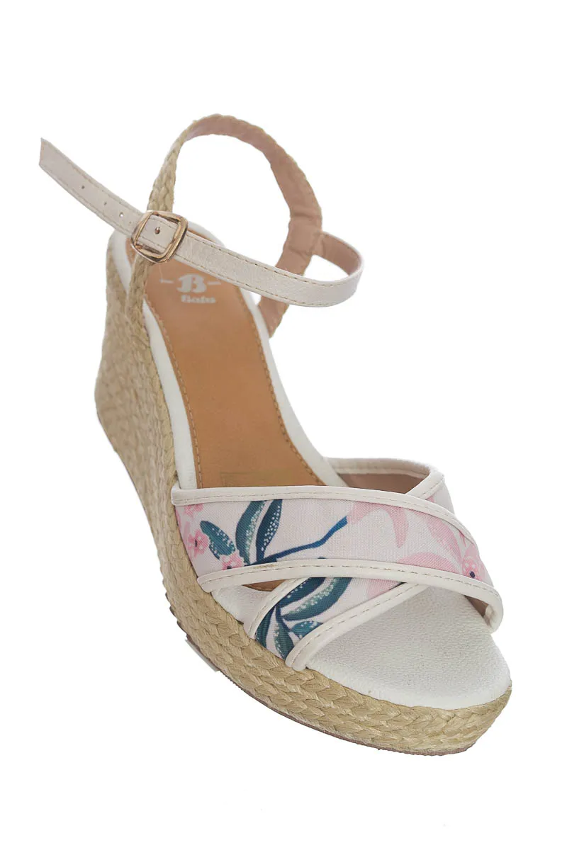 Zapatos color Blanco - Bata