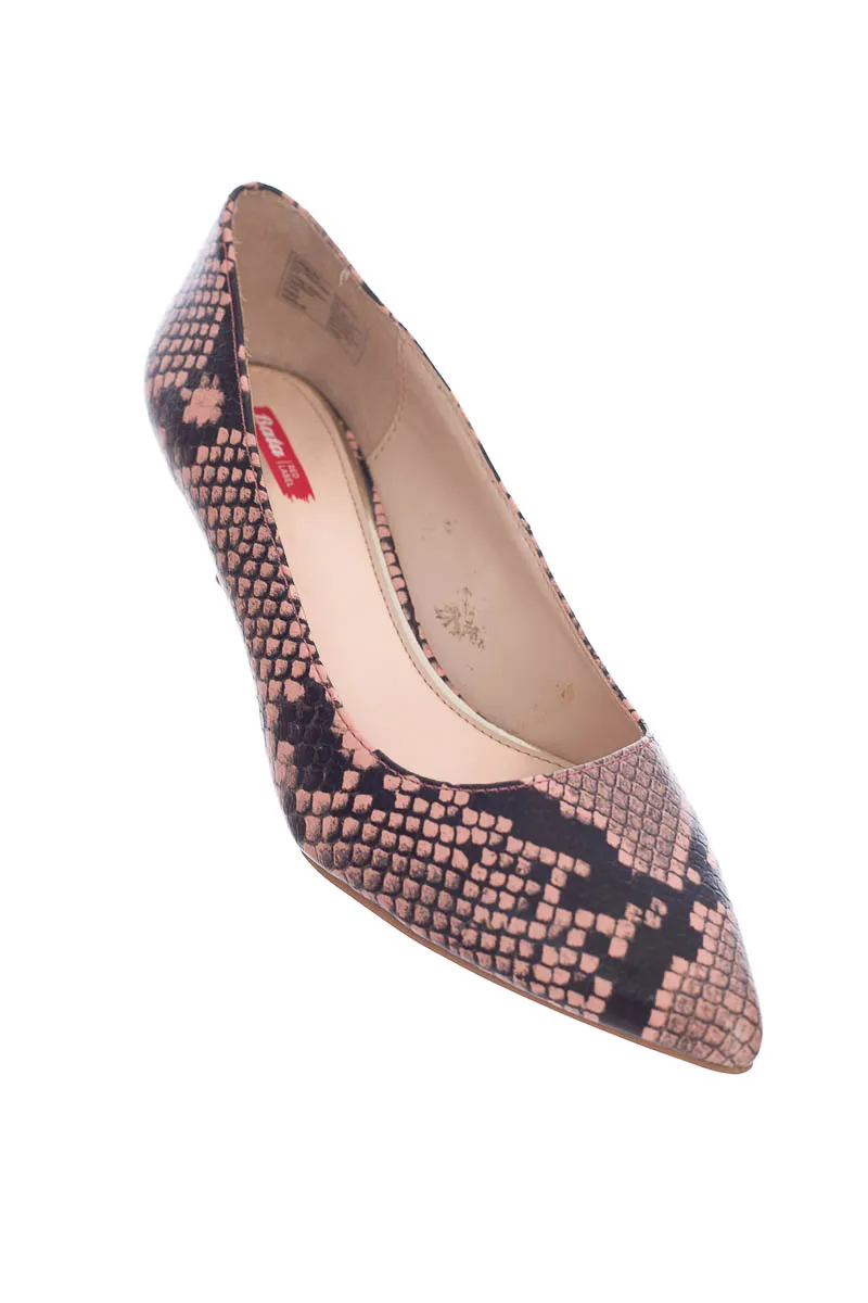 Zapatos color Rosado - Bata